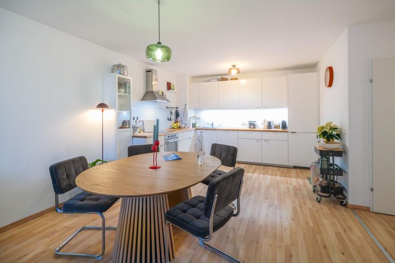 Koch- und Essbereich derzeitige Einrichtung