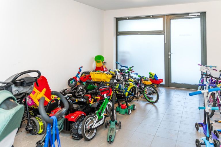 20_Kinderwagenraum