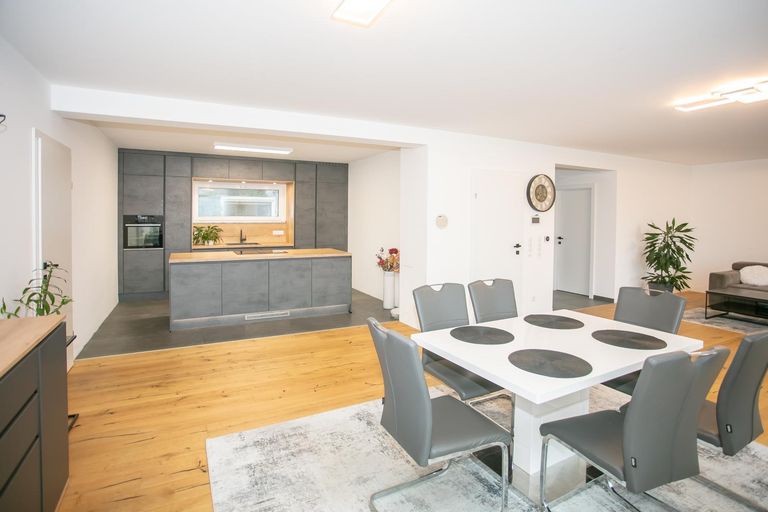 Blick_Richtung_Küche_WE_1