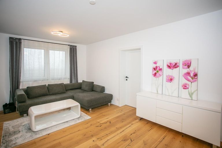 Wohnzimmer Ansicht 2_WE 2