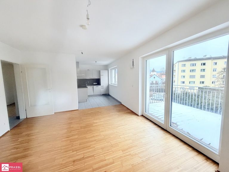 Wohnen Essen Blick auf Küche und Balkon