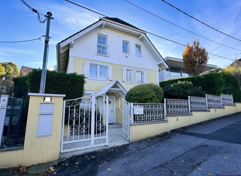 Hausansicht - Eingangsbereich