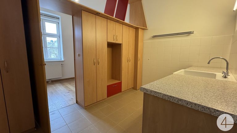 Wirtschaftsraum/Büro/Kinderzimmer