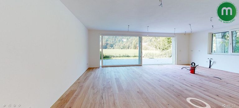 Wohn-/Essbereich Richtung Garten