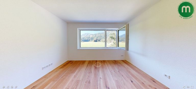 Schlafzimmer/Kinderzimmer OG