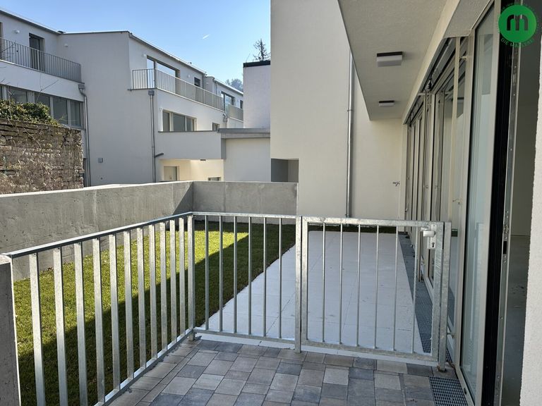 Eigengarten mit Terrasse