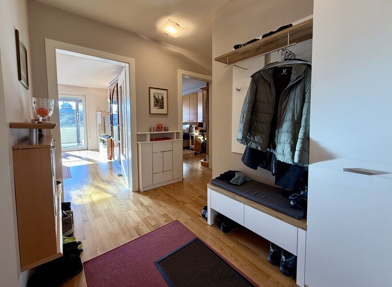 Kompagnon Immobilien Garderobe