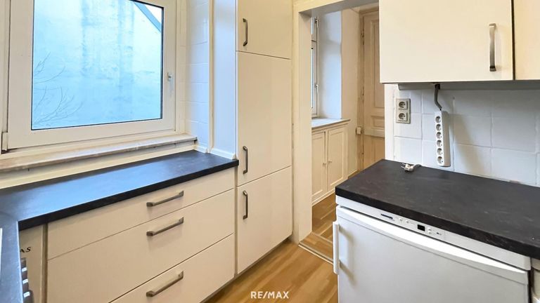 Küche komplett eingerichtet