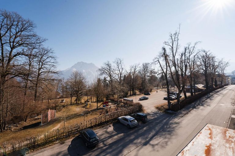 Blick Richtung Schlosspark & Umgebung