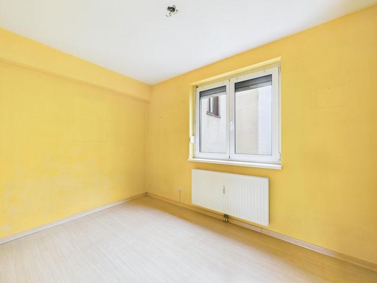 CAM04191G0-PR0072-STILL007