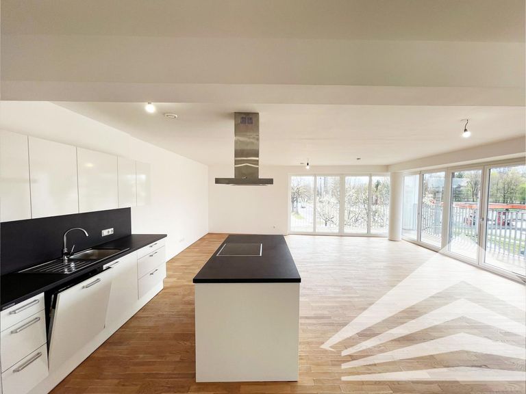 Küche inkl. Wohn-/Essbereich