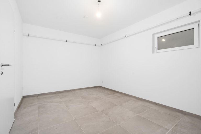 RH 2232 Deutsch Wagram