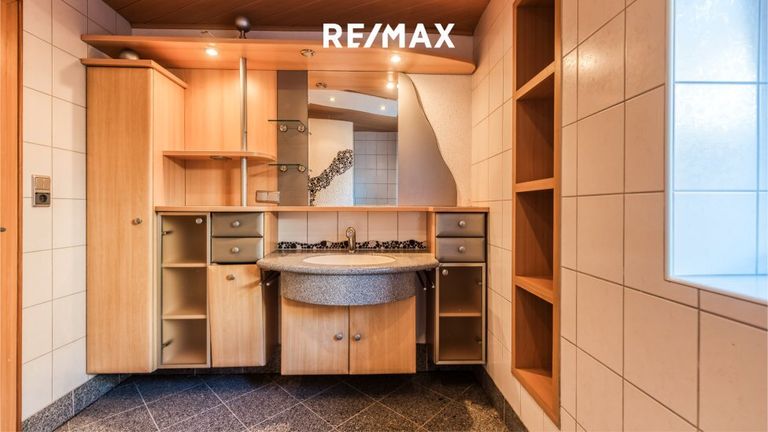 Badezimmer im Erdgeschoss