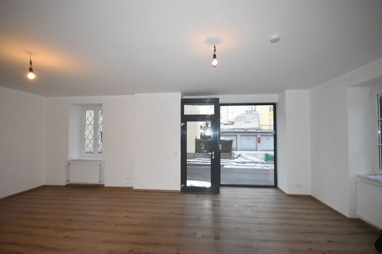 Ansicht - Modernisierte GESCHÄFTSFLÄCHE oder BÜRO in Jahrhundertwendehaus Miete Itzling Salzburg