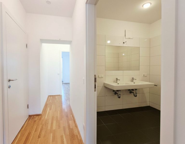 Innenflur / Badezimmer