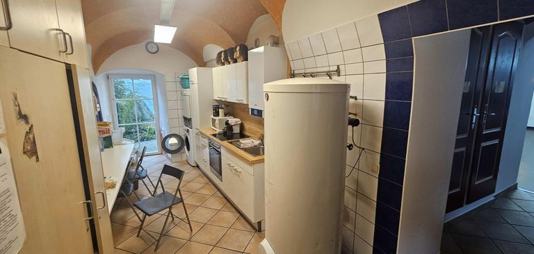 Personalraum mit Hofzugang