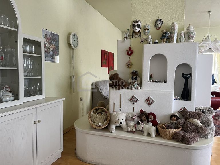 Kachelofen im Wohnzimmer