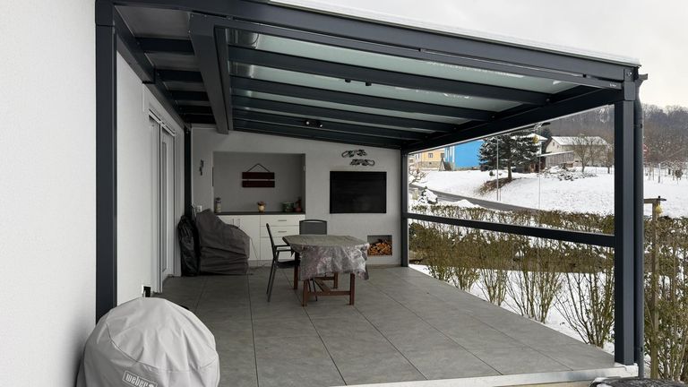 Terrasse überdacht