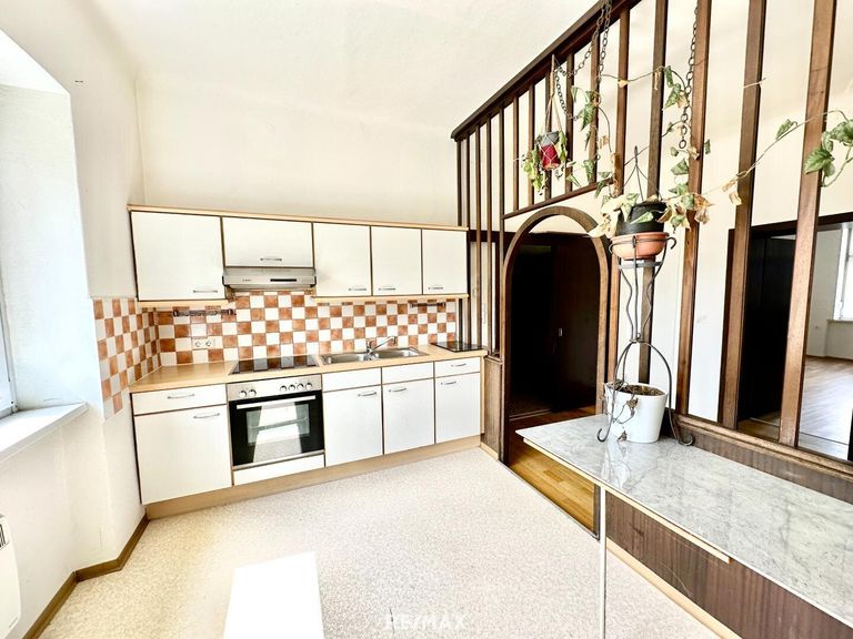 Küche mit Essbereich