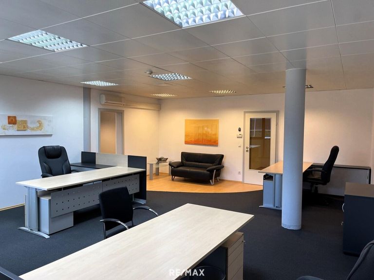 Büroräumlichkeit ab sofort nutzbar