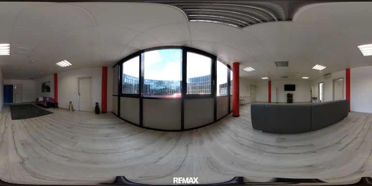 R0010543
