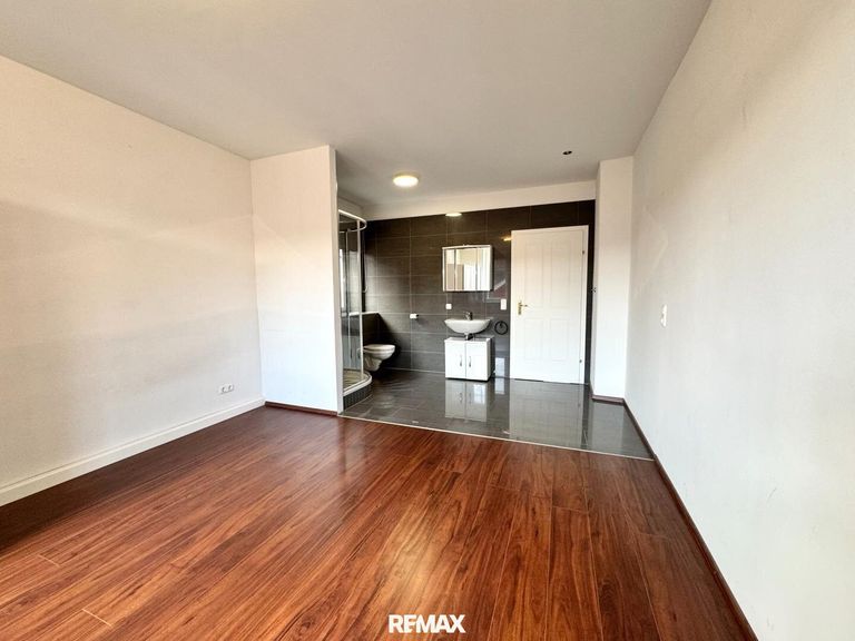 Zimmer 1 mit offenem Bad