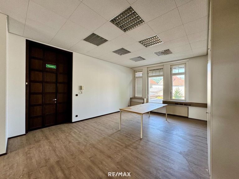 Raum 1 Empfang - Eingang