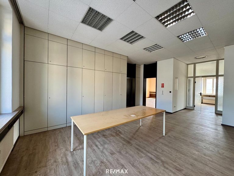 Raum 1 Empfang - Eingang