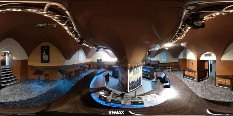 Bar 1