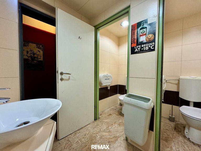 Sanitäranlagen Damen