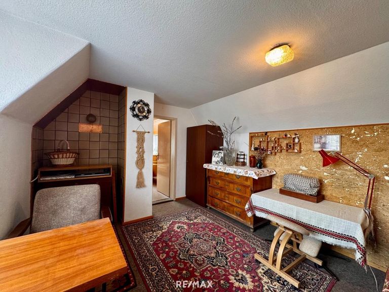 Zimmer 3 OG Durchgangszimemr