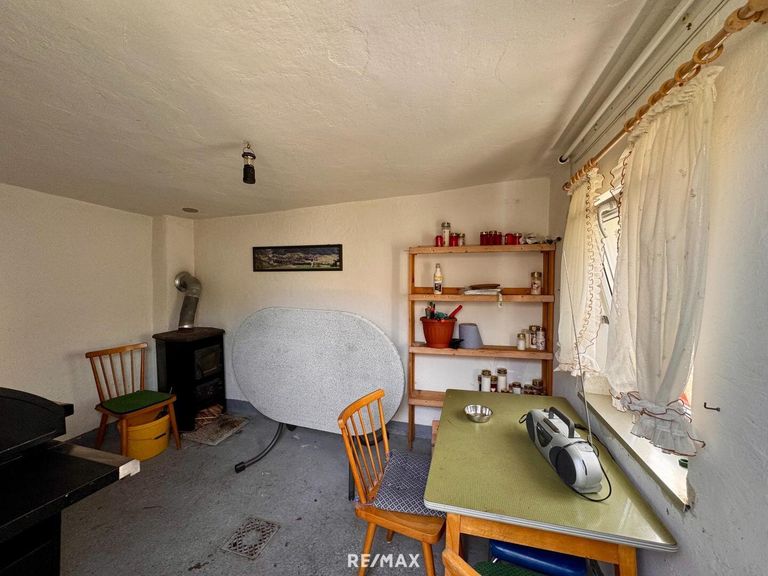 Alte Waschküche Abstellraum Innenansicht