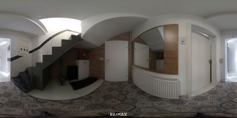 Whg. 1  - Eingangsbereich EG