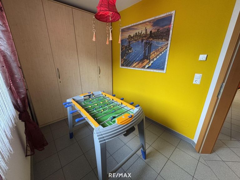 Geschäftshaus Raum 5