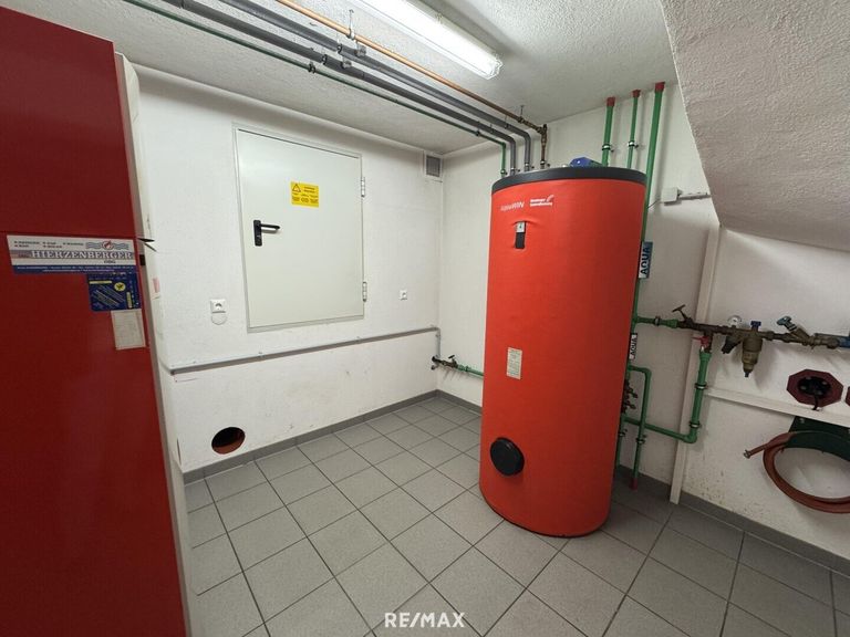 Wohnhaus KG Heizraum