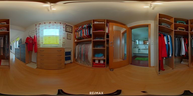 Wohnhaus - OG beghebarer Schrank 2