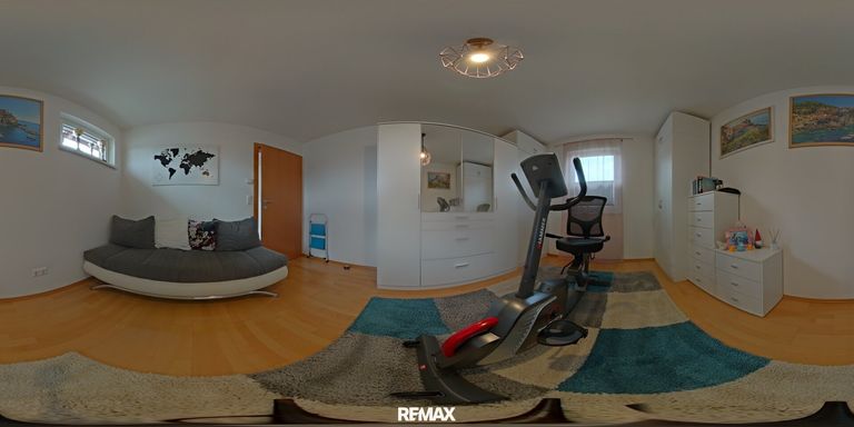 Wohnhaus - OG Zimmer 1