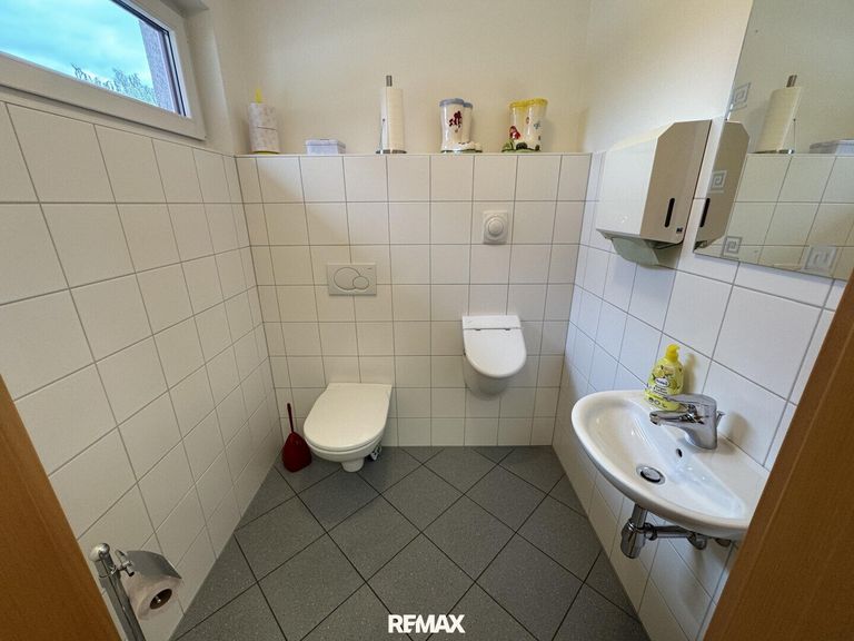 Geschäftshaus WC
