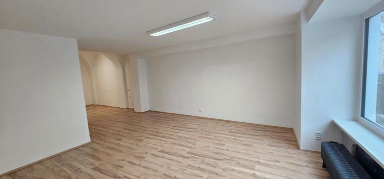 Geschäftslokal 2. Ansicht