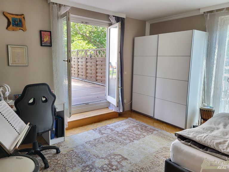 Zimmer 5 mit Terrassenausgang