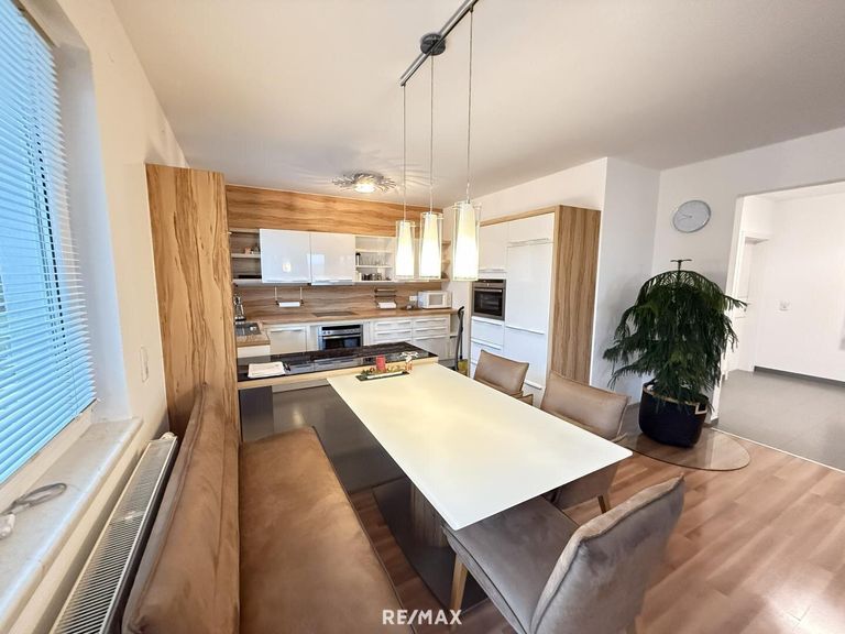 Essbereich u. Küche