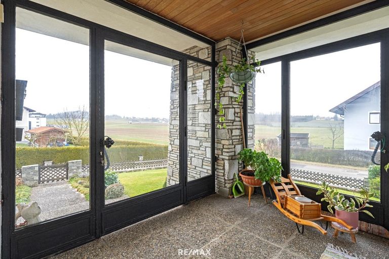 Eingangsbereich mit  Windfang