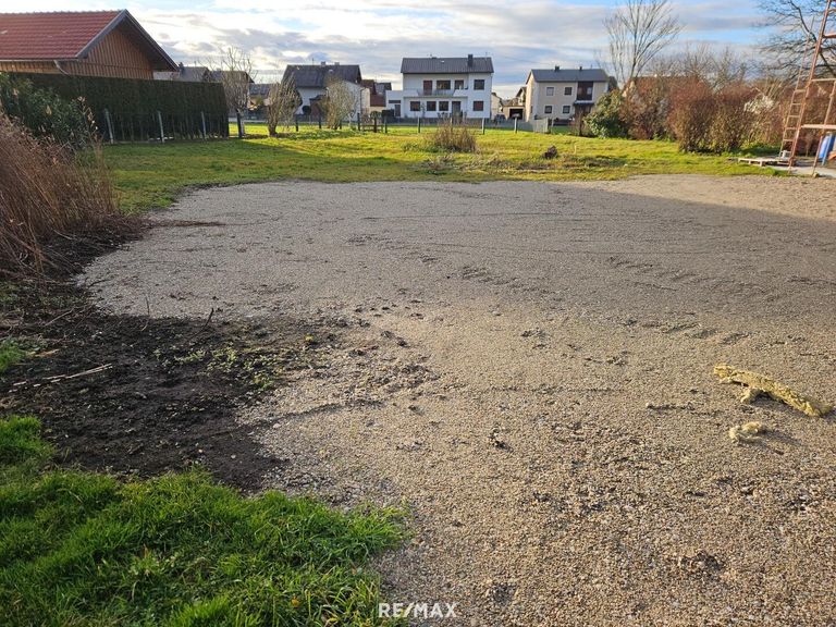 Baugrund im Zentrum von Ranshofen