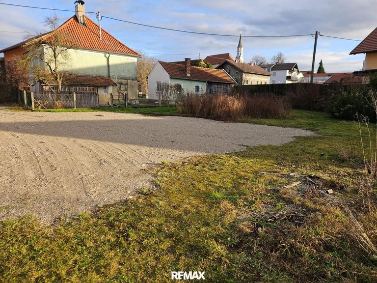 Sonniger Baugrund in Ranshofen bei Braunau