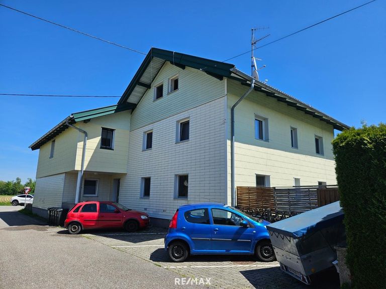 Haus mit 4 vermieteten Wohnungen