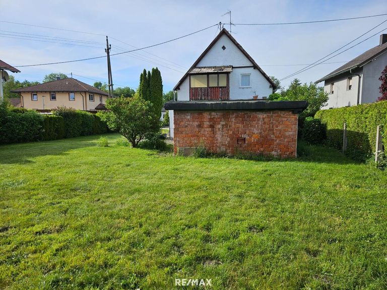 Ruhige Siedlung in Scheuhub