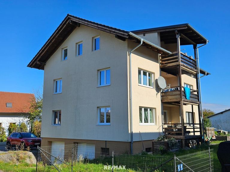 Haus mit 3 Wohnungen in Ranshofen