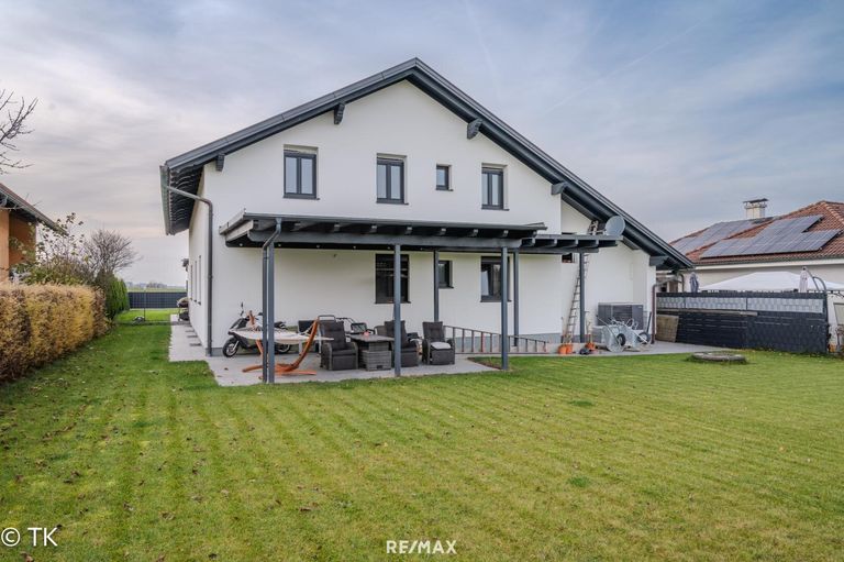 Ansicht Garten hinter  dem Haus