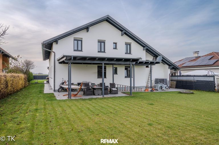 Ansicht Garten hinter  dem Haus