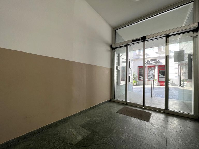 Eingangsbereich Wohn-/Geschäftsbereich